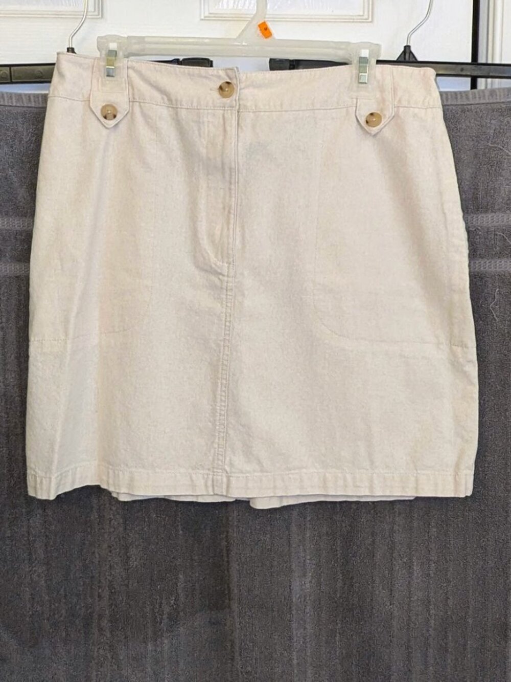 Universal Threads Off White/Cream Cotton & Linen Mini Skirt